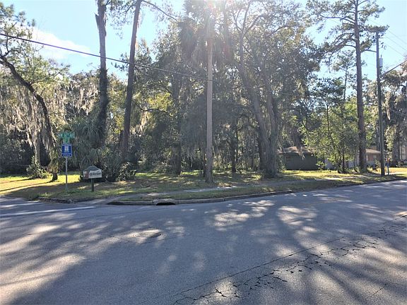 2nd image of 807 NW 16th Ave