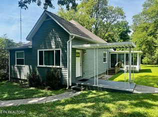 4201 Coster Rd, Knoxville, TN 37912