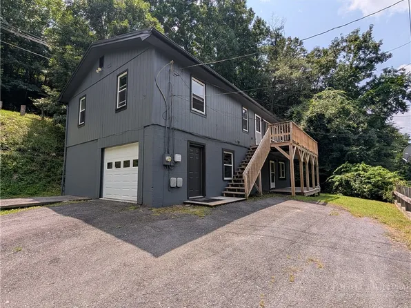173 Old Turnpike NW Road, Banner Elk, NC 28604