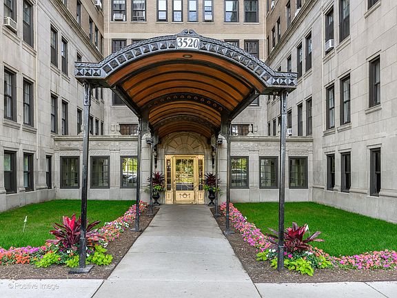 2nd image of 3520 N Lake Shore Dr APT 4H