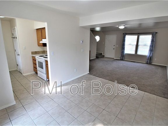 4th image of 625 W Idaho Ave