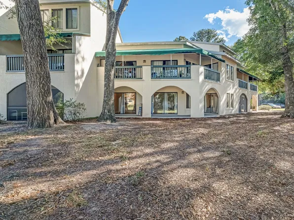303 Westlake Ct, Niceville, FL