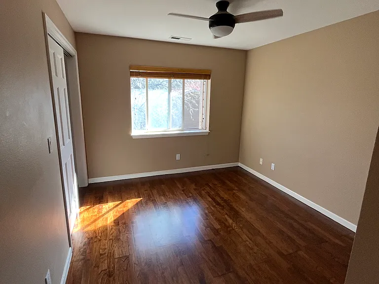 85 Meadowood Dr #C4 — Photo 12