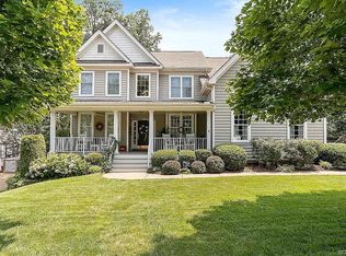 4401 Nevil Bend Ln, Moseley, VA 23120