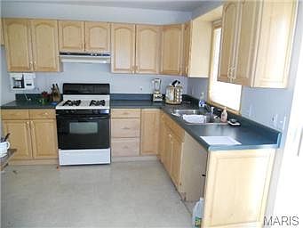2nd image of 9527 Hale Dr