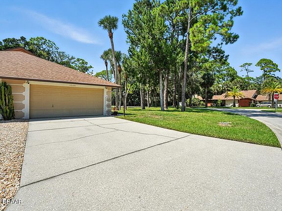 4th image of 1028 Stonybrook Cir