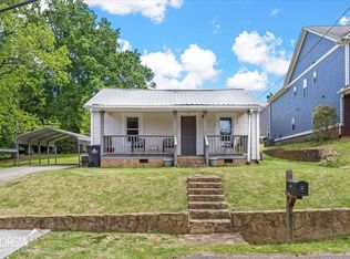 4446 Winn St, Acworth, GA 30101