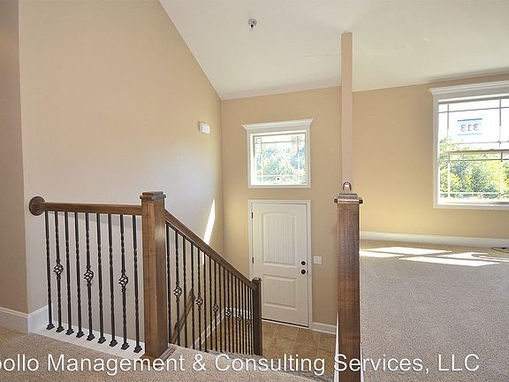 5th image of 313 Fairview Cir