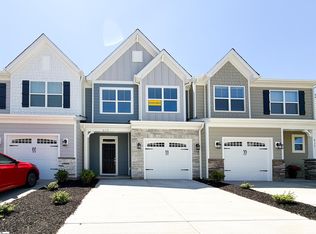 613 Autumn Lake Rd, Simpsonville, SC 29681