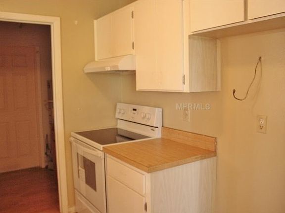 2nd image of 2101 Kendall Ct