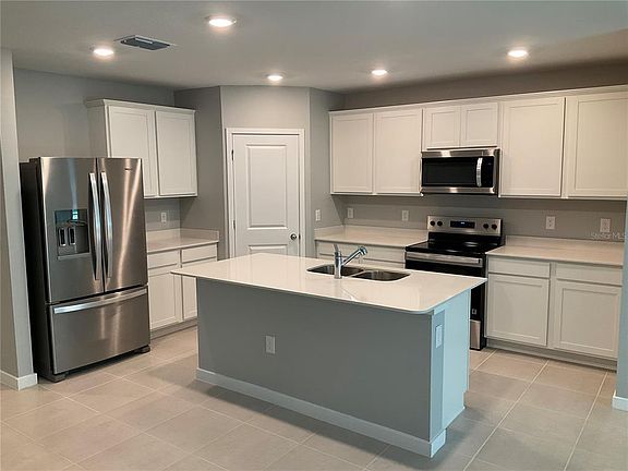 3rd image of 3551 Benham Rise Rd