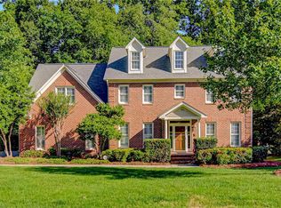 4633 Chesterfield Pl, Jamestown, NC 27282