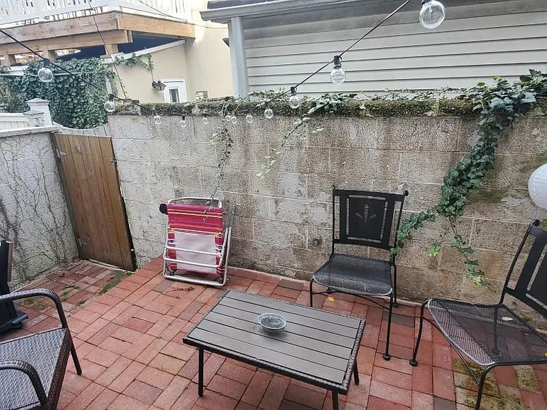 2213 Pine St #A — Photo 13