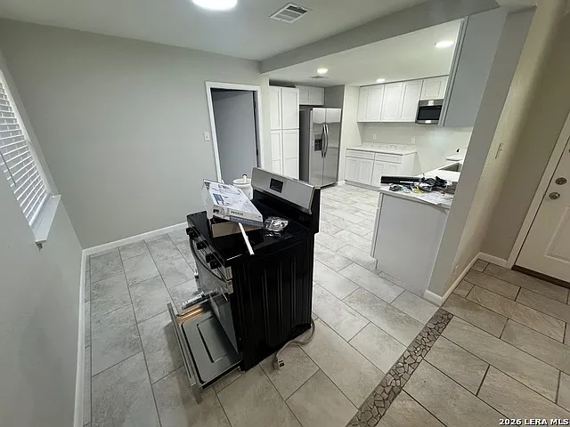 7208 Rimwood — Photo 6