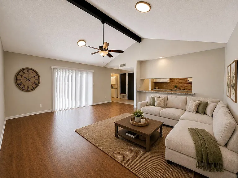 412 Breezy Ln #1 — Photo 5