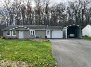 17982 Glendale Ave, Lake Milton, OH