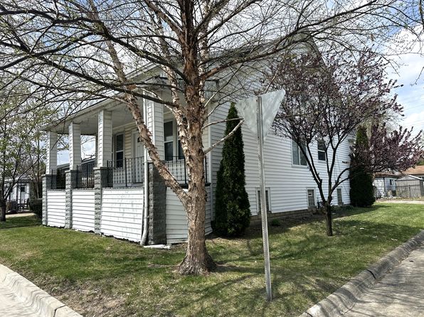 19351 Georgia St, Roseville, MI 48066