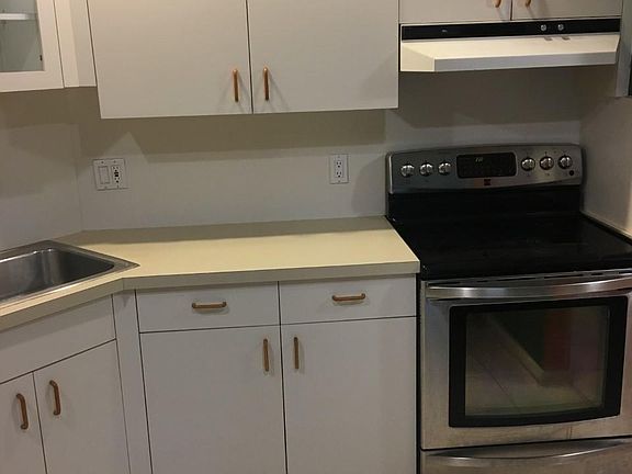 2nd image of 3280 Spanish Moss Ter APT 205