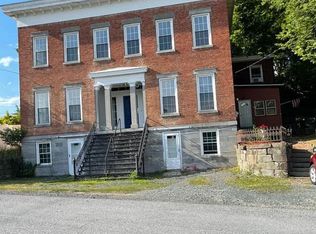 9 Terminal Rd #2, Clifton Park, NY 12065