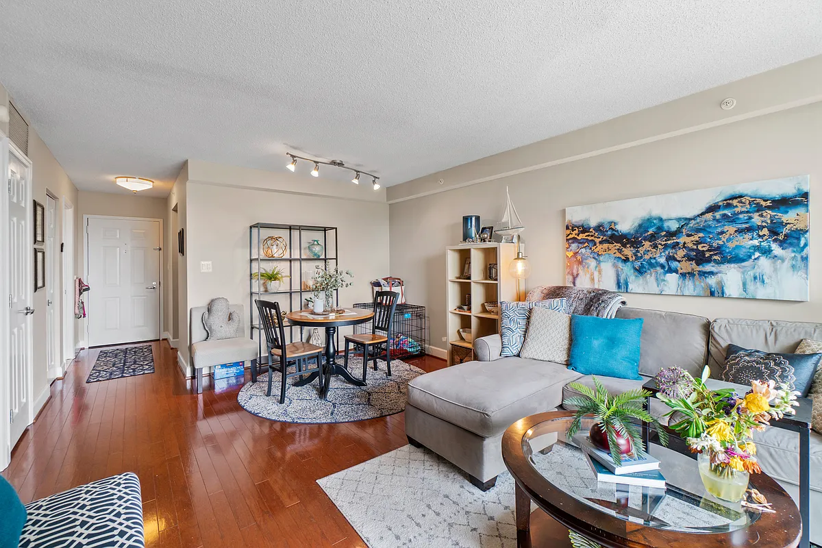 Building Photo - 3400 38th St NW #314