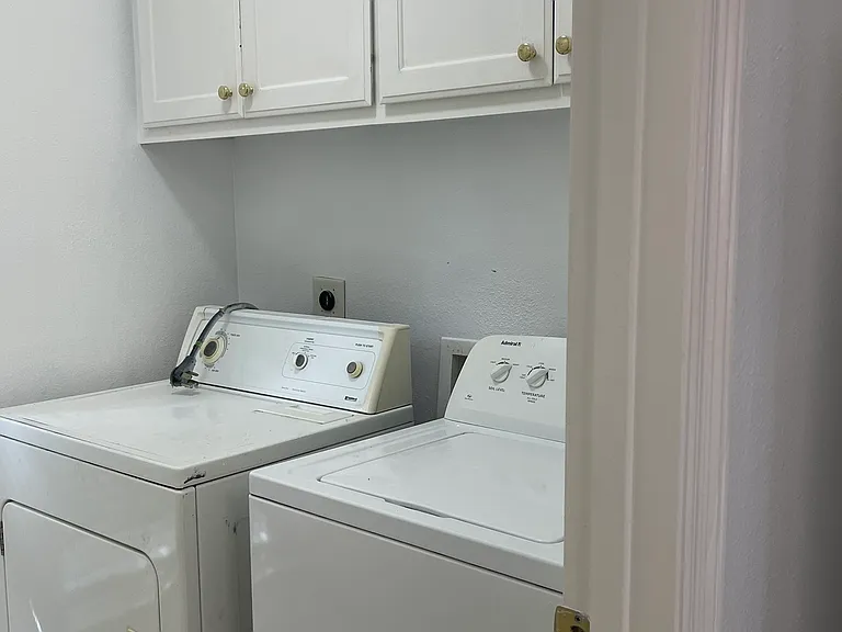 1008 Sun Meadow Ct — Photo 15