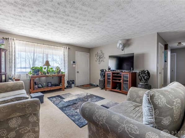 5239 W Elkton Gifford Rd, Middletown, OH 45042
