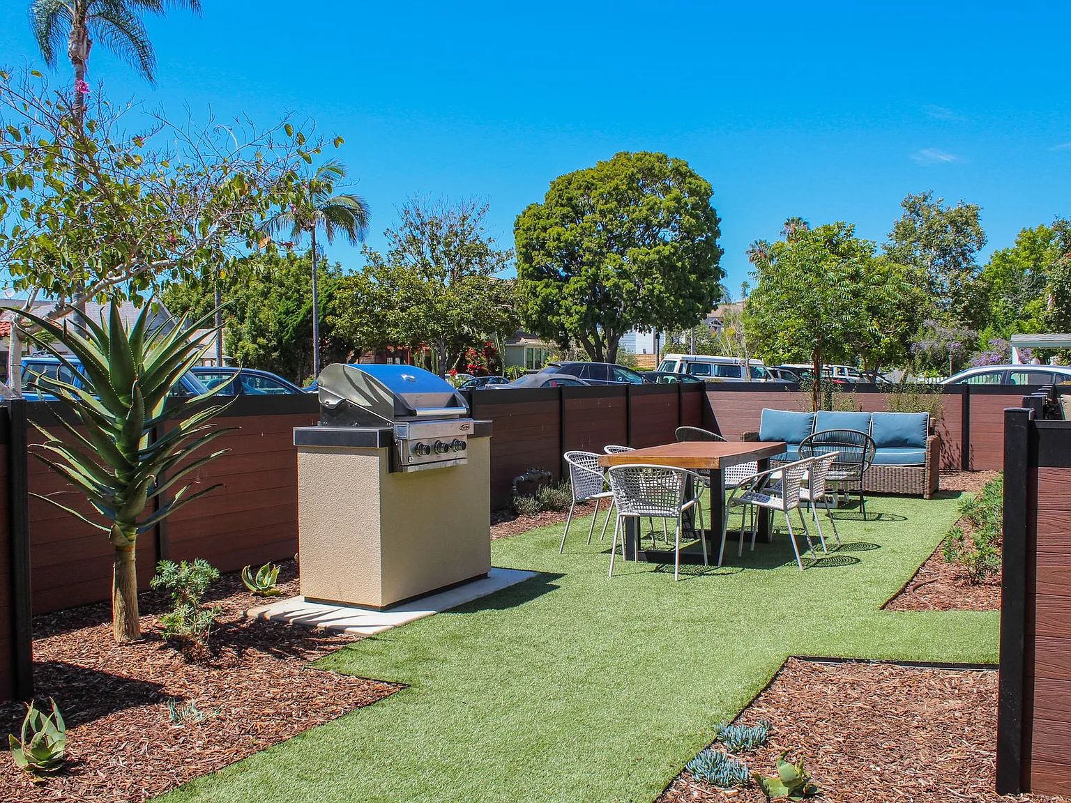 The Dane | Renovated 2 & 3 Bedroom Apartments in Coronado — Photo 4