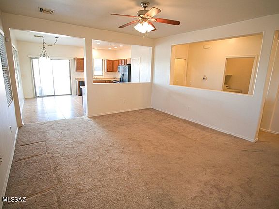3rd image of 859 E Catkins Pl