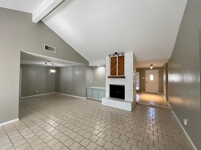 1st image of 303 Bull Run Dr