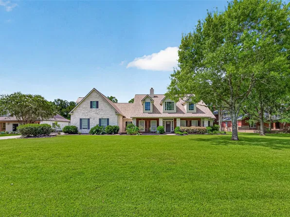 32515 Westminster Dr, Weston Lakes, TX 77441