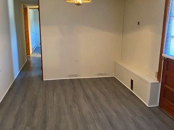 5th image of 2114 Milton Rd