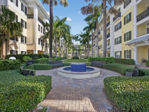 3130 W Latitude Cir #401, Delray Beach, FL 33483