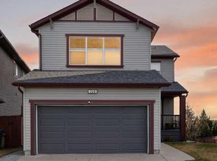 228 NW Sagewood Lndg SW, Airdrie, AB T4B 3N5