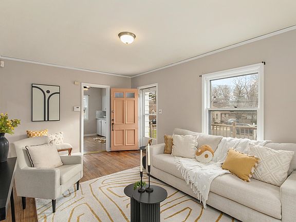 4th image of 1734 45th St