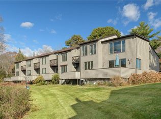255 Fishing Cove Rd, North Kingstown, RI 02852