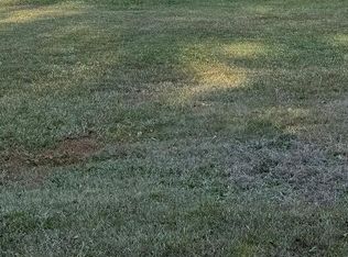 104 Croatan Dr, Newport, NC 28570