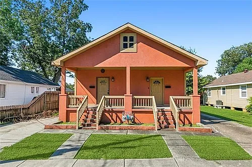 526 Brown Ave Photo 1