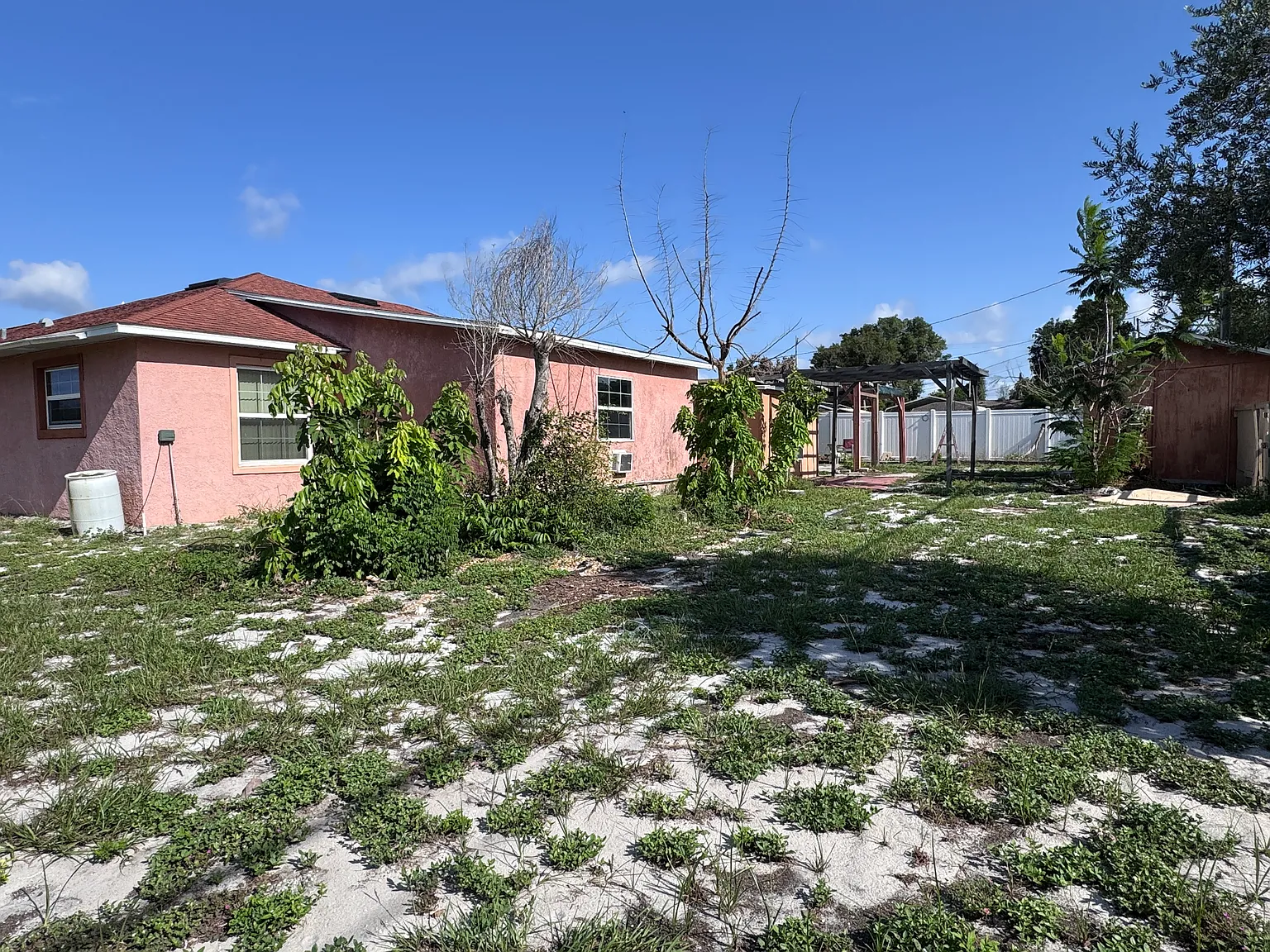 4 bed, 1816 sqft, $2,200 — Photo 3