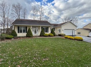 116 Hunt Valley Rd, Oneida, NY 13421