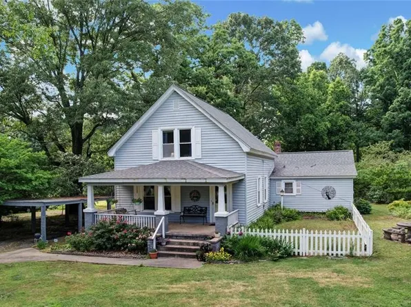 2980 Wentworth St, Reidsville, NC 27320