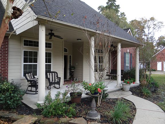 gorgeous southern porch