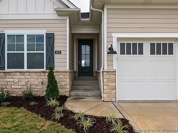 3rd image of 1613 Greenbrier Pointe Lot 336