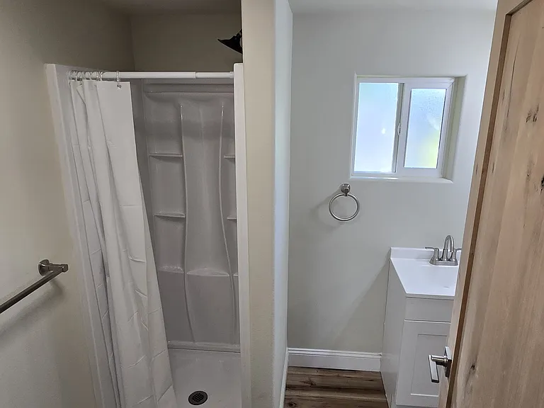 857 NW Tyler Ave #0 — Photo 17