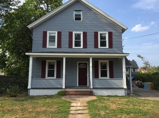 75 Wells St, Manchester, CT 06040