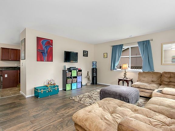 5th image of 7021 162nd Street Ct E