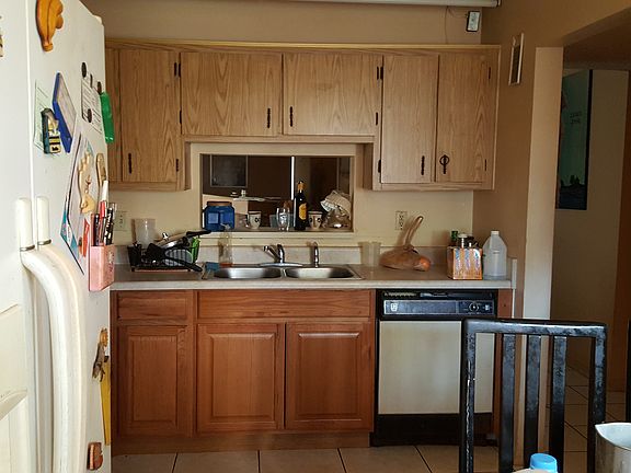 4th image of 8011 Southgate Blvd #1L