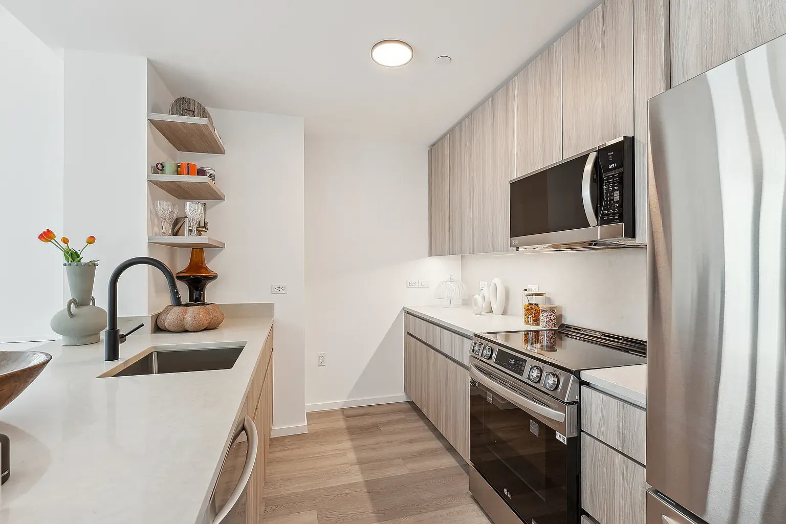 504 Sackett Street — Photo 4