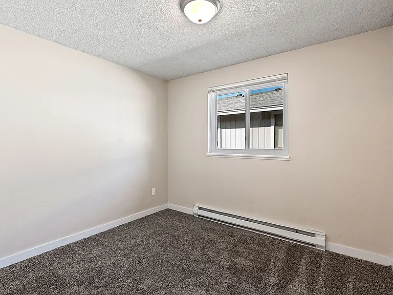 3102 E Jackson Ave — Photo 10