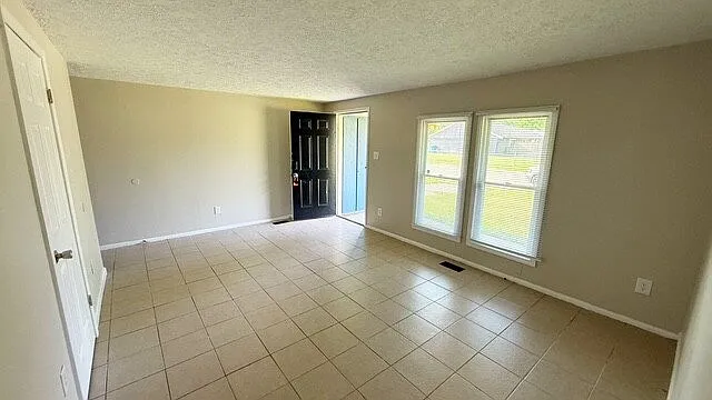 5720 W 41st Pl — Photo 3