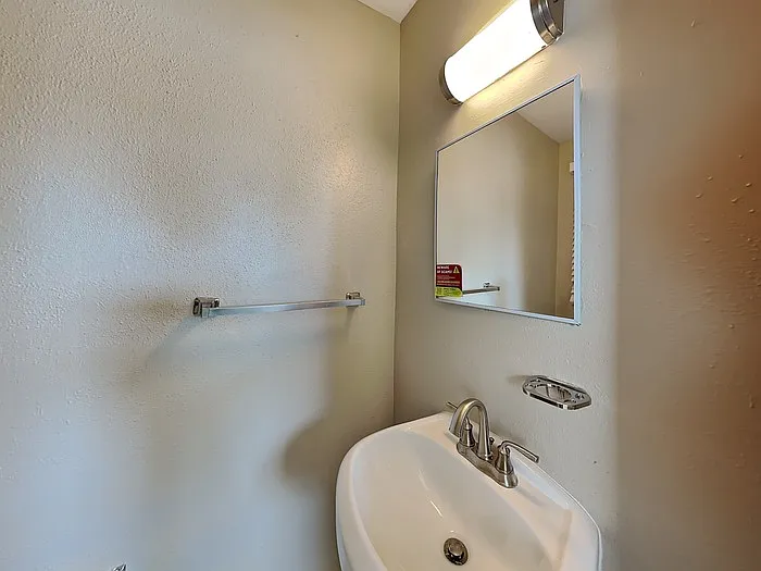 2514 E 10th Avenue Dr — Photo 12